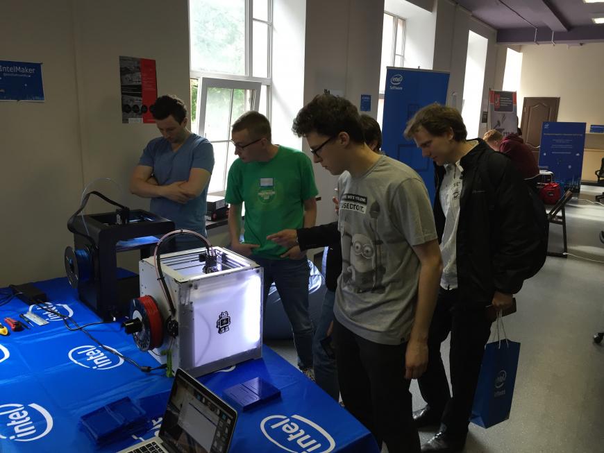 3D печать на хакатоне - Intel® IoT Roadshow в Санкт-Петербурге